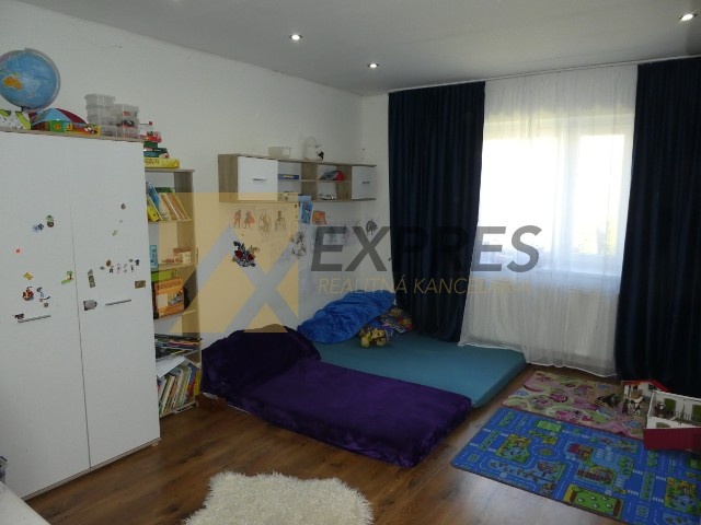 RK EXPRES - rodinný dom v Ráztočne, okres Prievidza. - 10