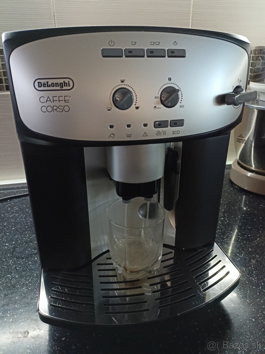 Delonghi kavovar - 10