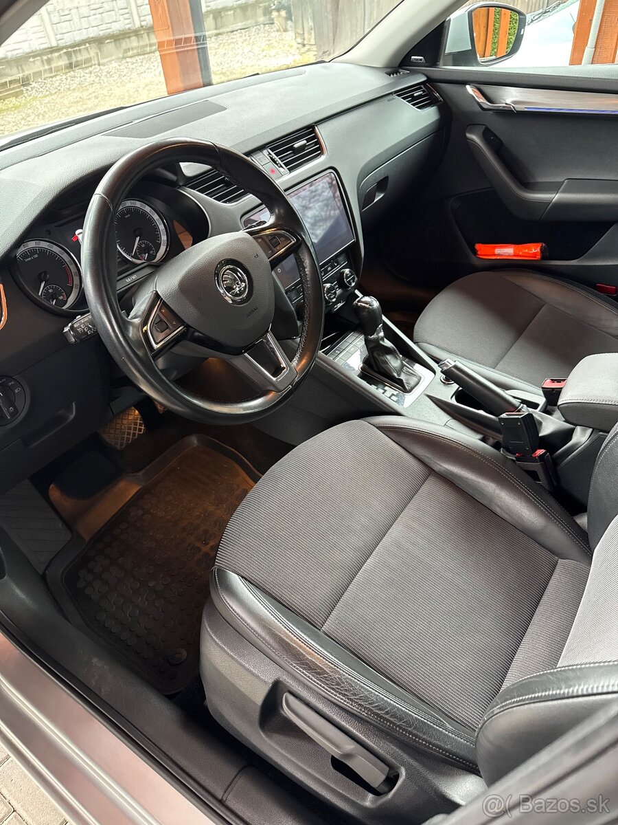 Škoda Octavia Combi 2.0 TDI 110 kw - 10