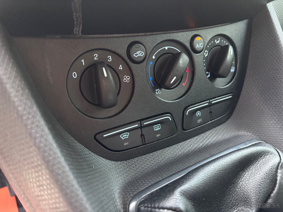 Ford Tourneo Connect 1,5 Tdci - 10