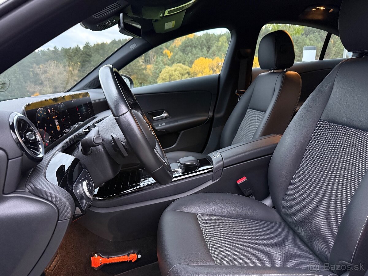 2021 Mercedes CLA 180 benzín - 10