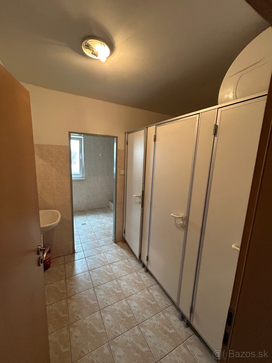Ponuka prenájmu izby v spoločnej budove - 10