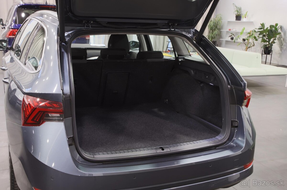Škoda Octavia 4 iV Combi Style 1.4 TSI 150kW DSG automat - 10