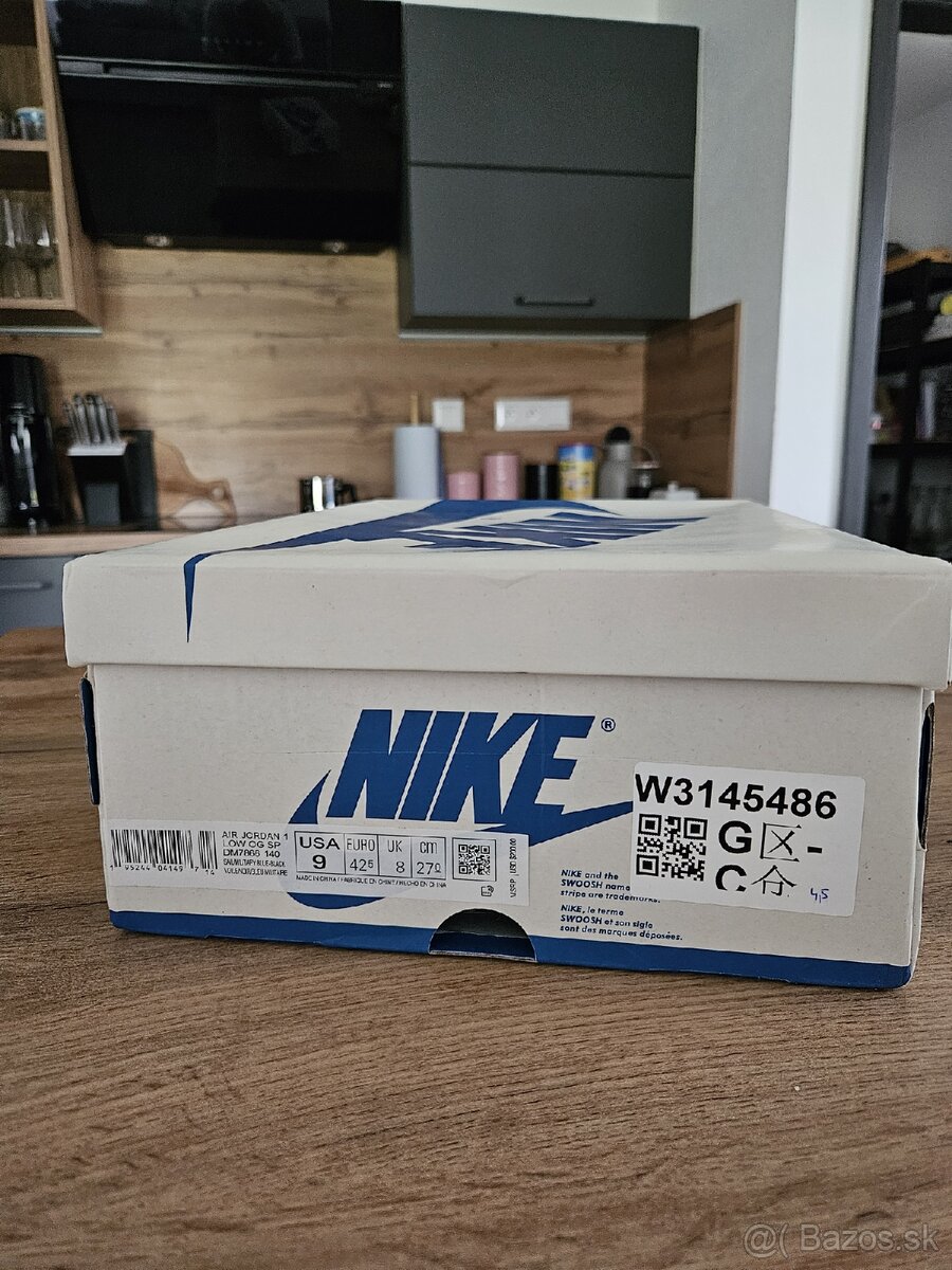 Nike Air Jordan Low - 10