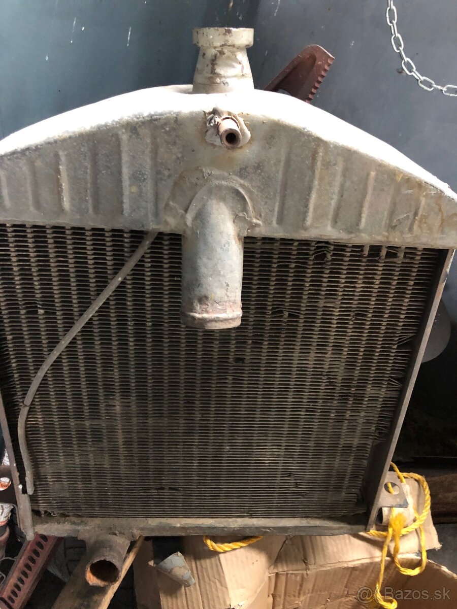 FORD Model T suciastky - 10