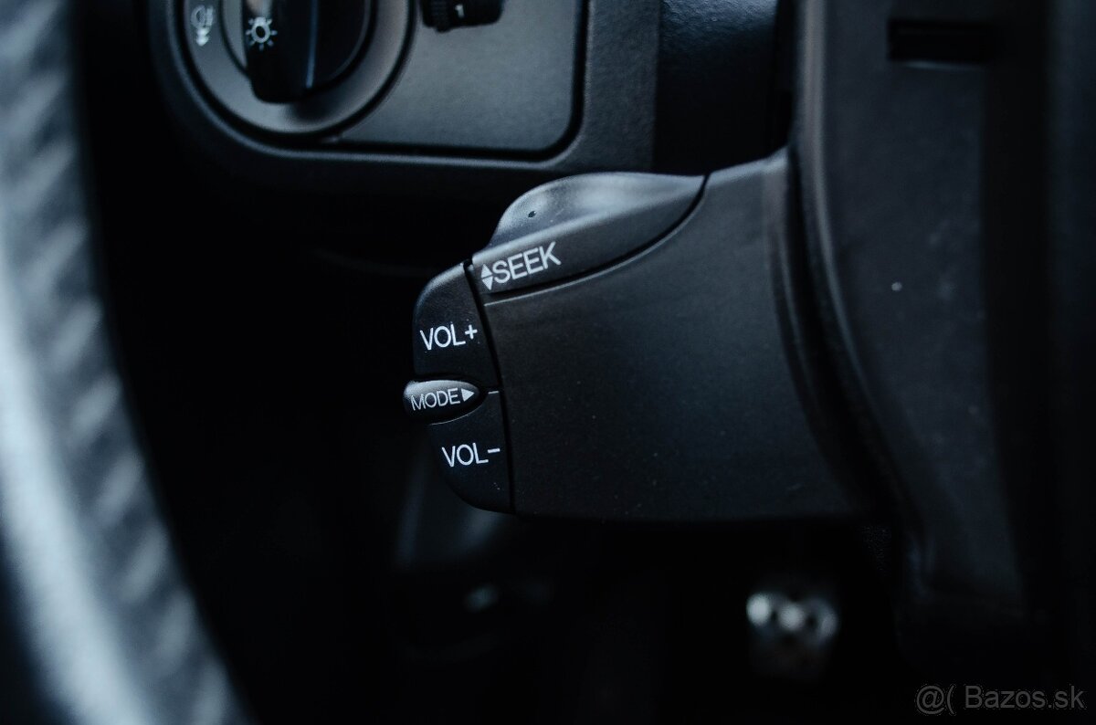 Ford Fiesta 2.0i Duratec ST 150 - 10