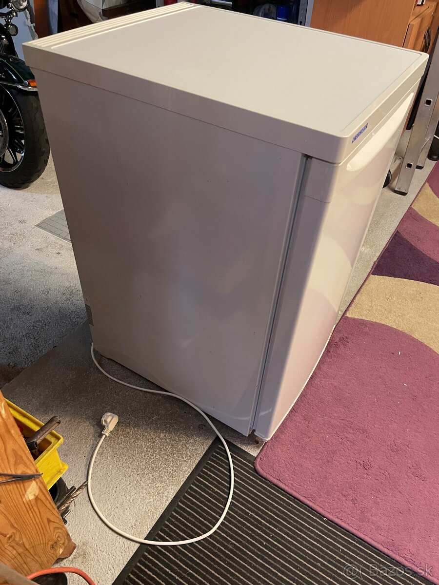 Liebherr chladnička s mrazničkou v super stave - 10