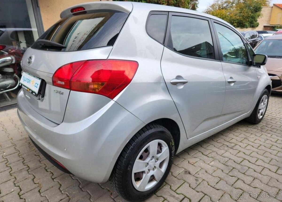 Kia Venga 1.4-spotřeba cca 5l/100-KLIMA - 10