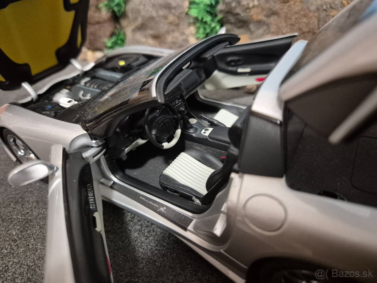 Prodám model 1:18 Callaway C12 AUTOart - 10