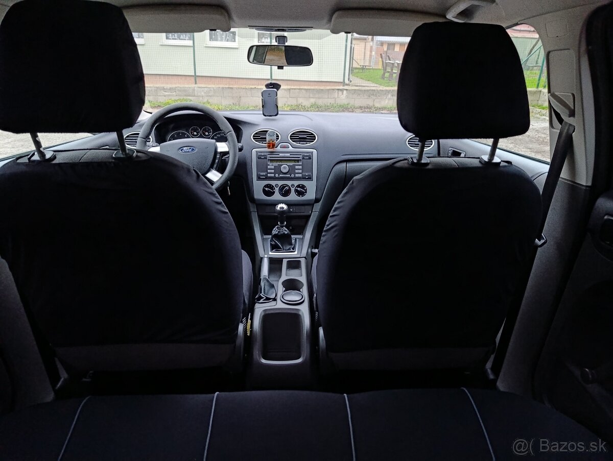 Predám Ford focus r.v. 2007 1,6 benzín - 10