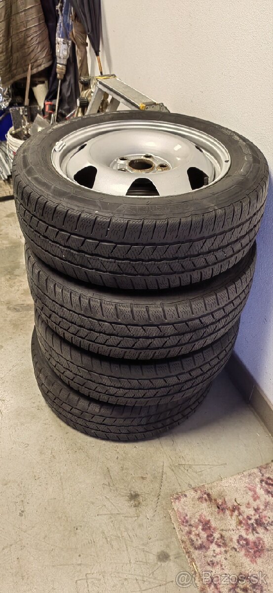 Volkswagen Multivan 2.0 TDI Highline DSG 7 - 10