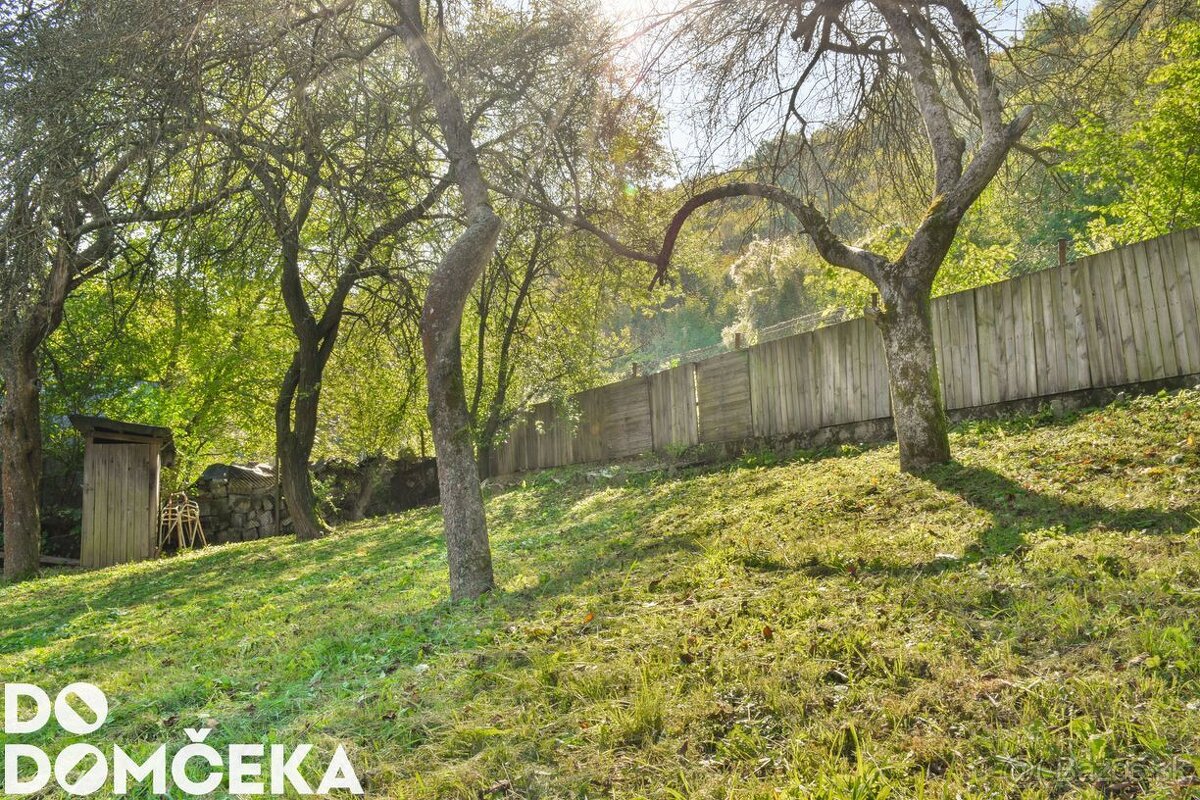 DO DOMČEKA | REZERVOVANÉ Stavebný pozemok s inžinierskymi si - 10