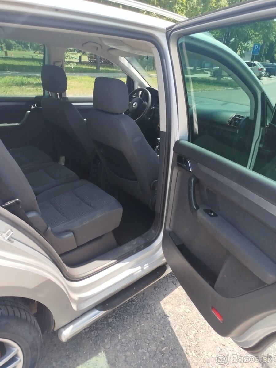 Predám Volkswagen Touran - 10
