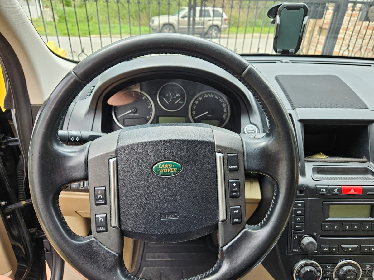 Land Rover Freelander 2 2.2 - 10