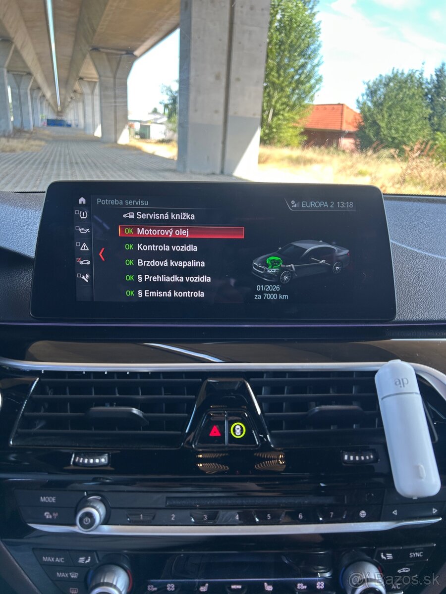 Predám BMW 540i xDrive G30 - 10