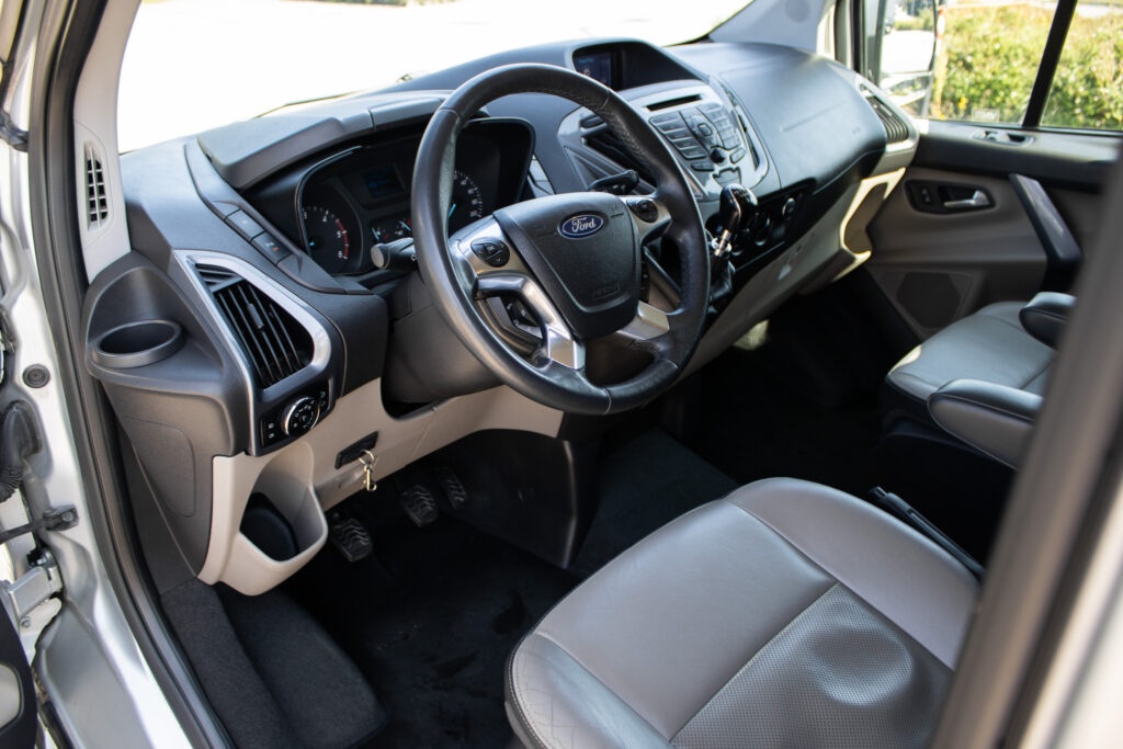 Ford Tourneo Custom 2.2 TDCi Titanium 114kW (2015) - 10