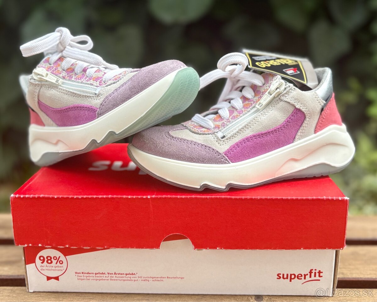 Krasne a nepouzite Superfit detske tenisky 26 - 10