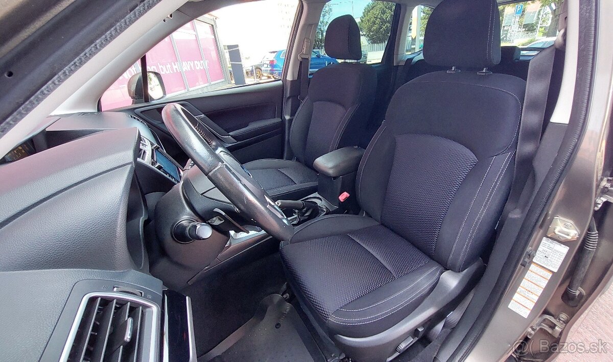 Subaru Forester 2.0i-L 110kW CVT Comfort - 10