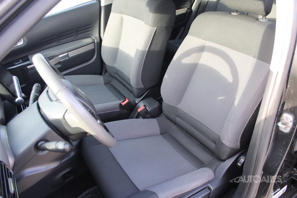 Citroen C4 Cactus 1,6 HDi 73 kW CHALLENGE - 10