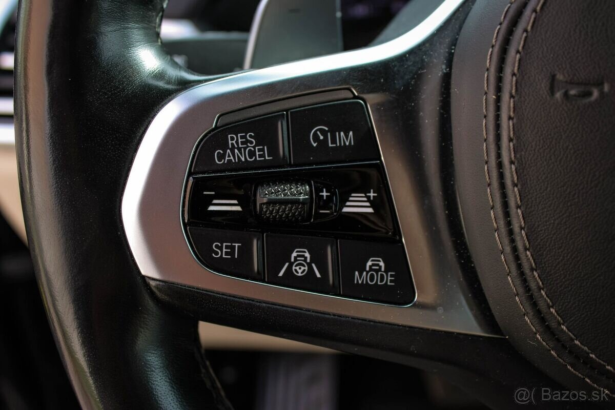 BMW X7 xDrive 40i A/T - 10