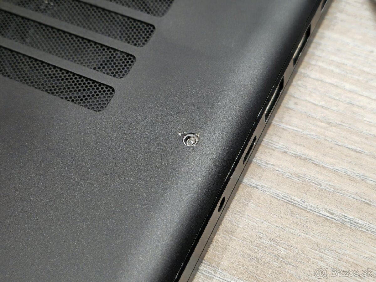 Razer Blade 15 Advanced + 32GB RAM + 2 nabíjačky + krabica - 10