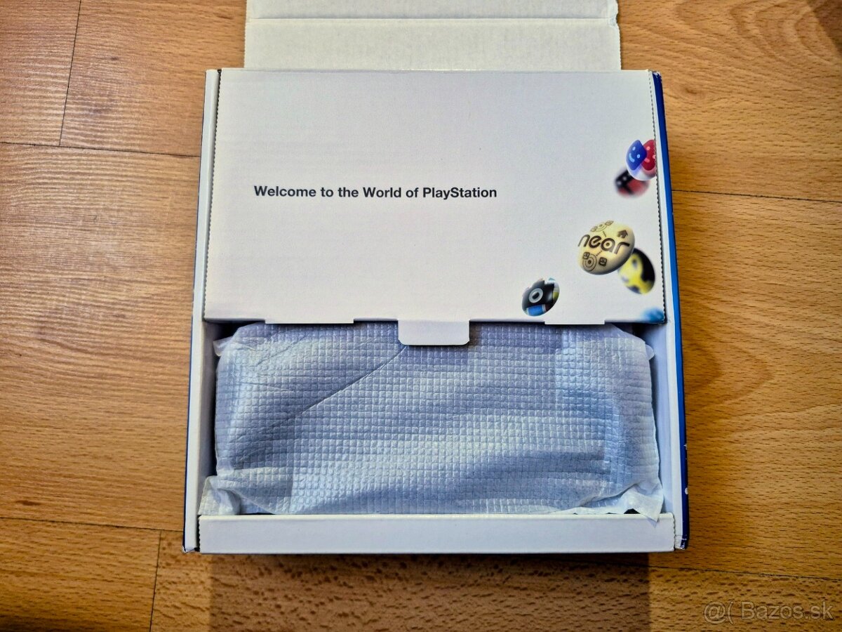 Predám Playstation Vita PCH-1003 OLED - 10