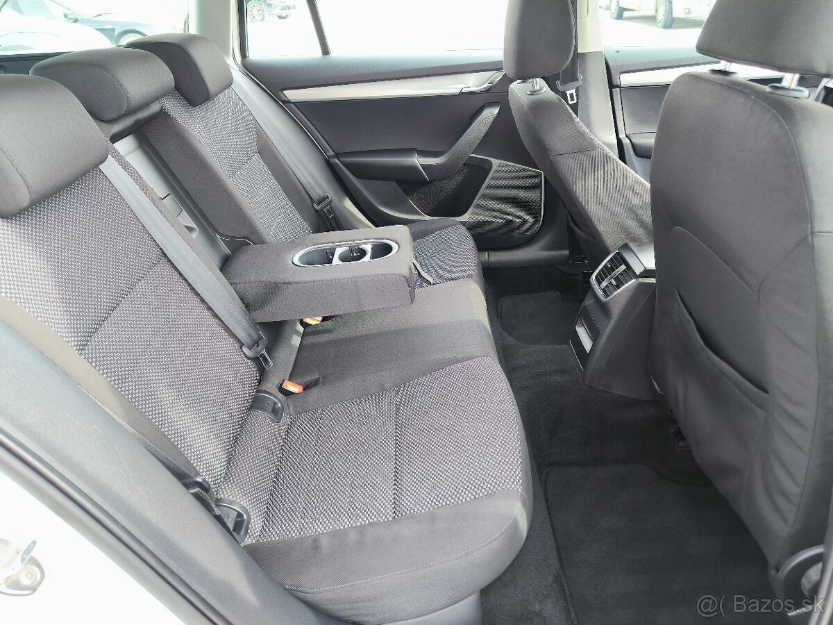 Škoda Octavia Combi 1.6TDI - 2013 - Ambition - 10