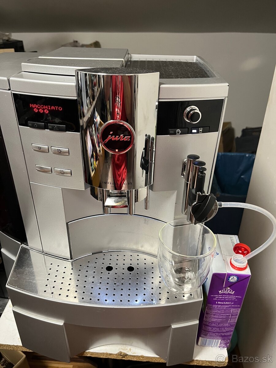 Kávovar Jura XS95 - 10