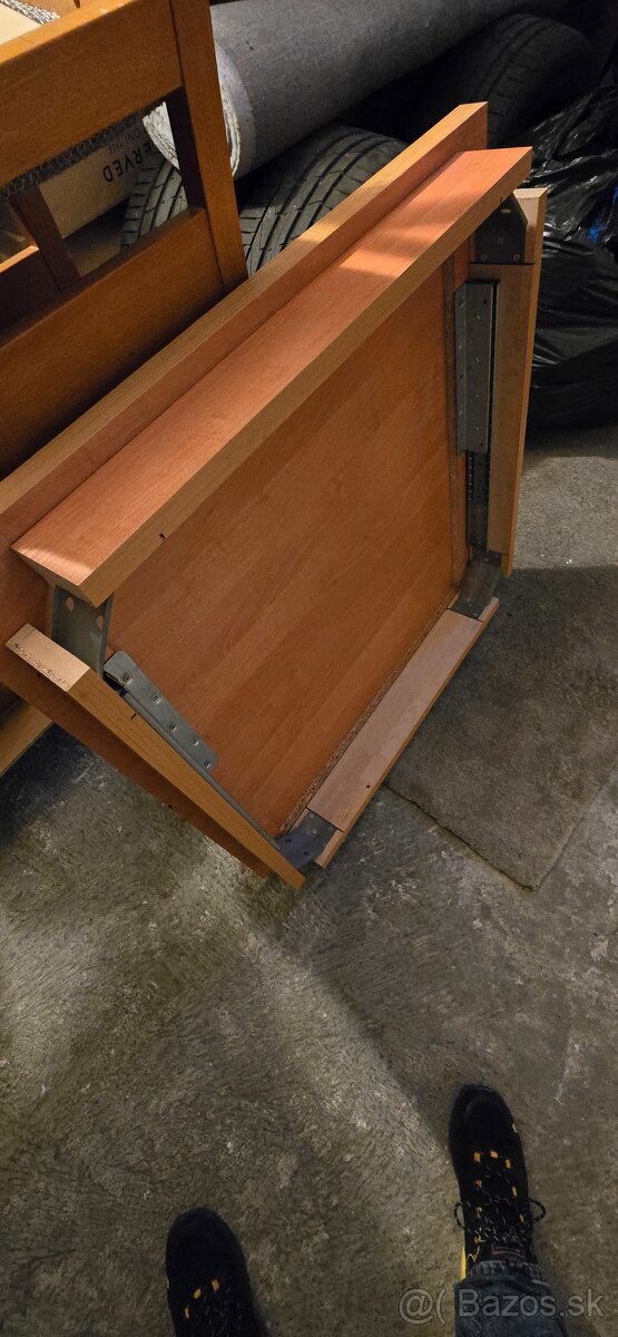 Jedálenský stôl a stoličky - 10