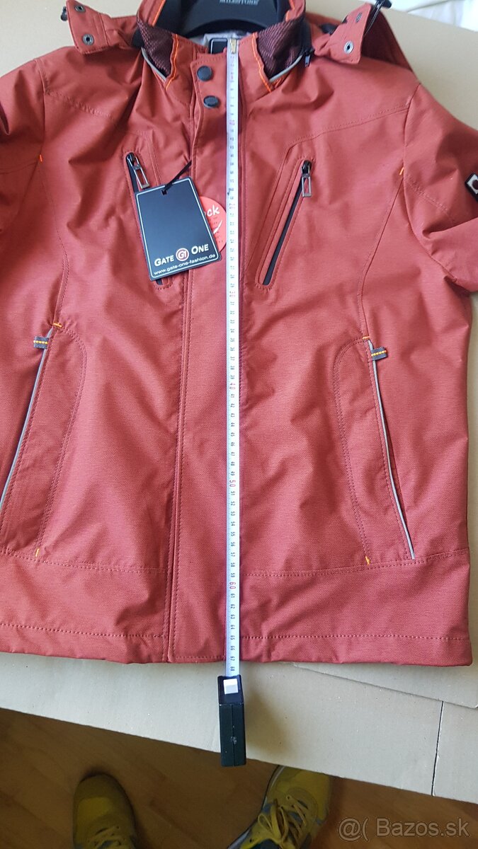Panska bunda. Gate One - 10
