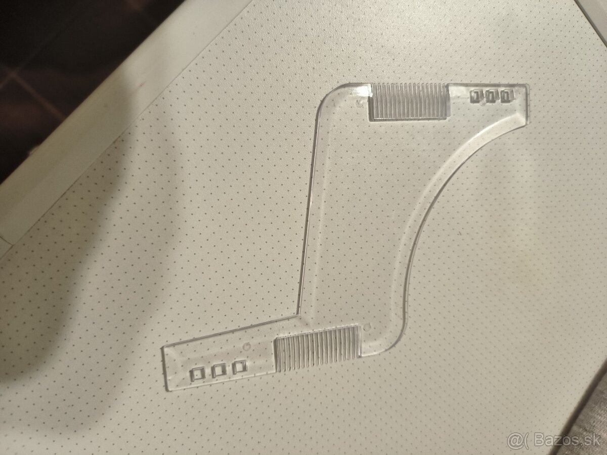 Holiaci strojček Philips One Blade Pro QP6510/20 - 10