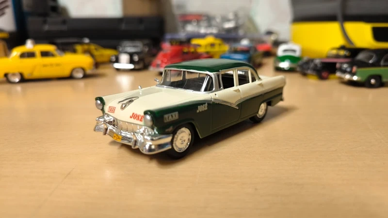 Mix modelov 1:43.. - 10