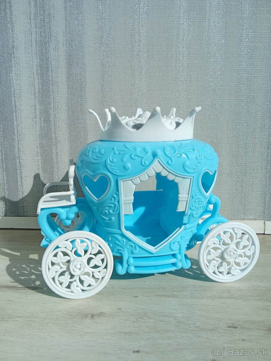 Malá princezná, koč, dva kone a doplnky - 10