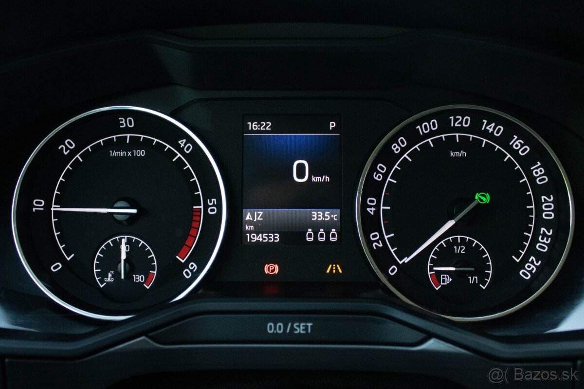 ŠKODA SUPERB 2.0 TDI STYLE DSG 2018 - 10