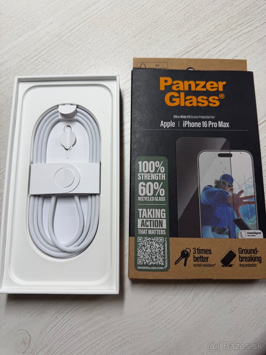 iPhone 16 Pro Max, Black Titanium, 512GB - 10