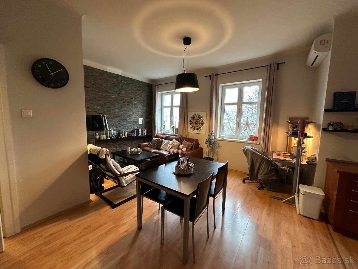 Predaj nadčasového 2-izbového bytu po kompletnej rekonštru - 10