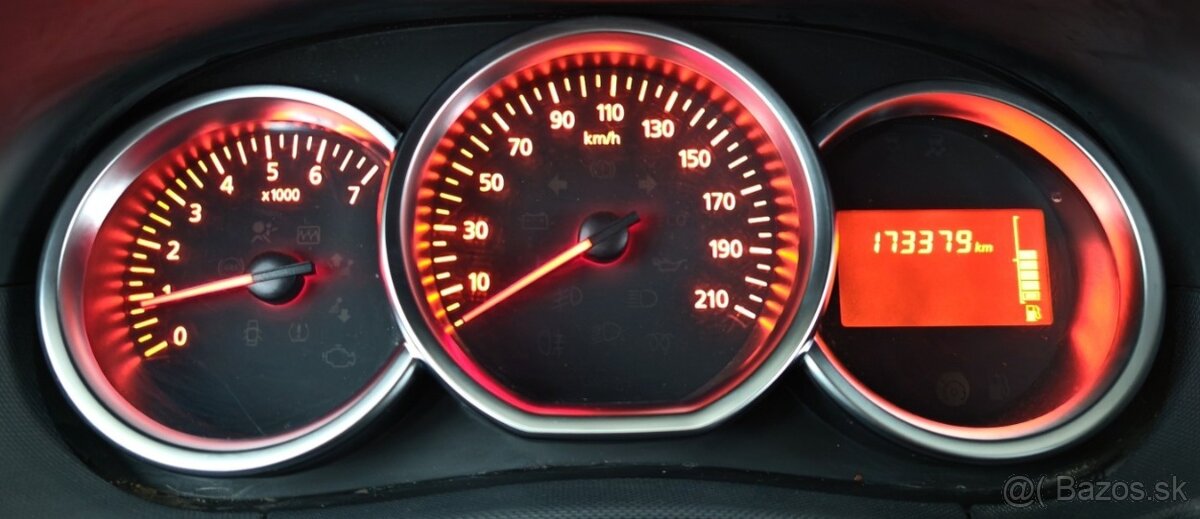 Dacia Duster 1.5 dCi 80KW Comfort 4x4 - 10