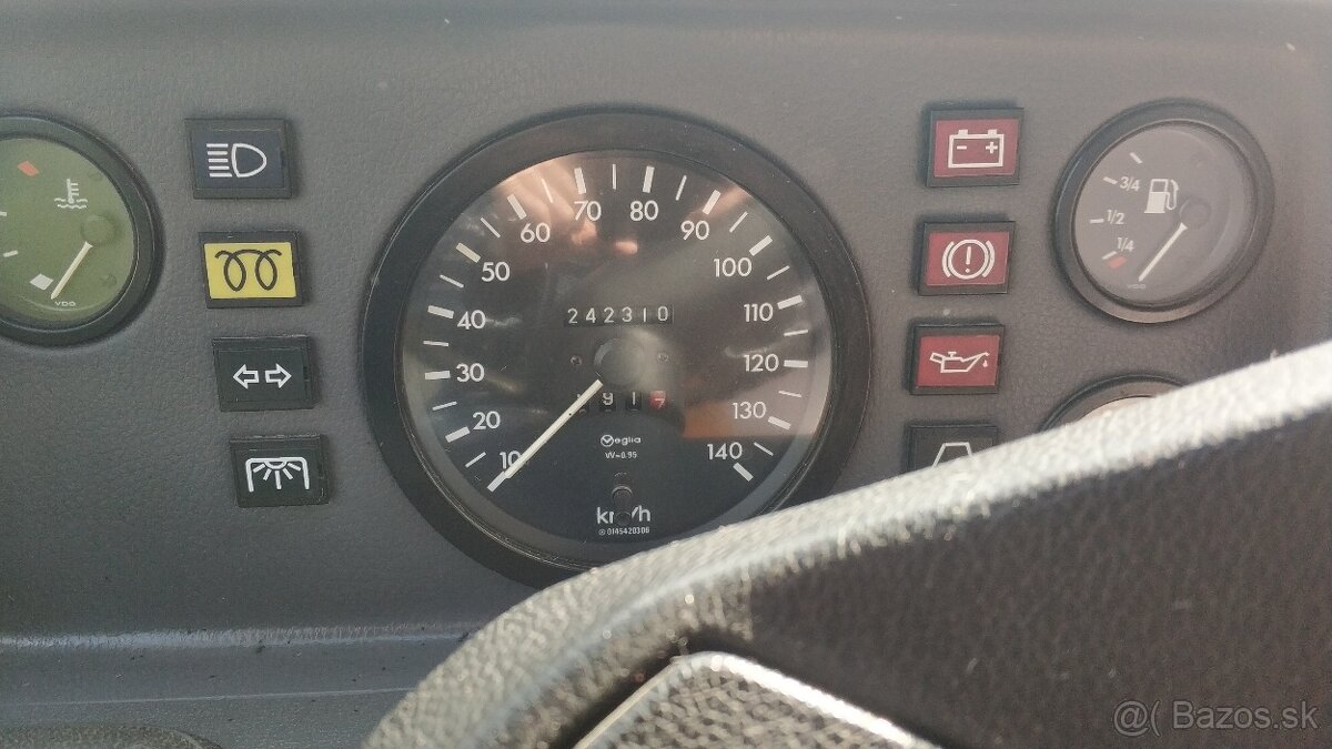 prerobený karavan Meredes-Benz 308D-P - 10