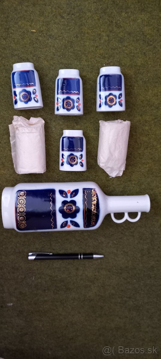 Poháriky s ornamentom a fľašou asi z Bulharska - 10