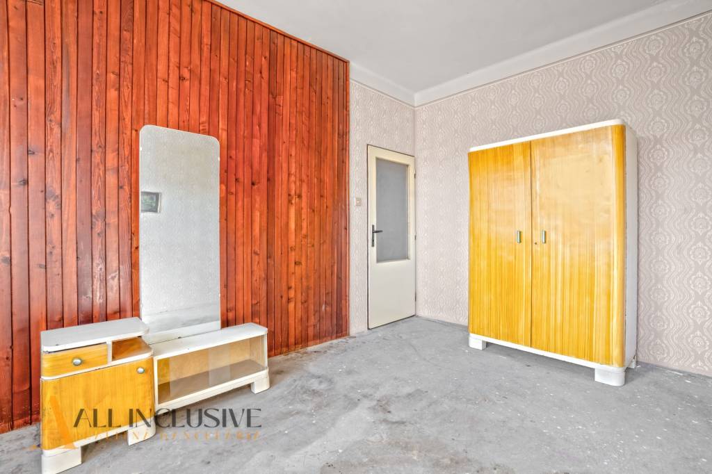 ALL INCLUSIVE | NA PREDAJ 4-IZBOVÝ POSCHODOVÝ RODINNÝ DOM, V - 10