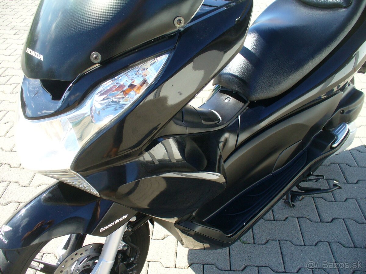 Honda PCX 125 i - 10