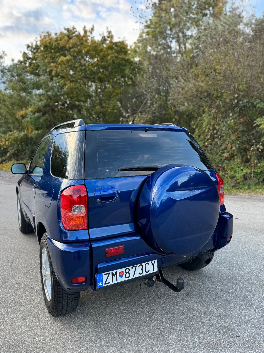 Toyota Rav4 2.0 D-4D 3D - 10