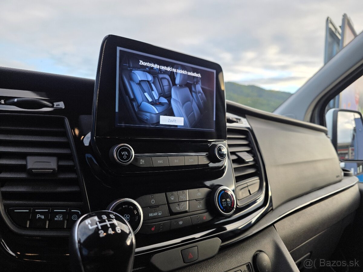 Ford Tourneo Custom 2.0 MT/6 2023 - 10