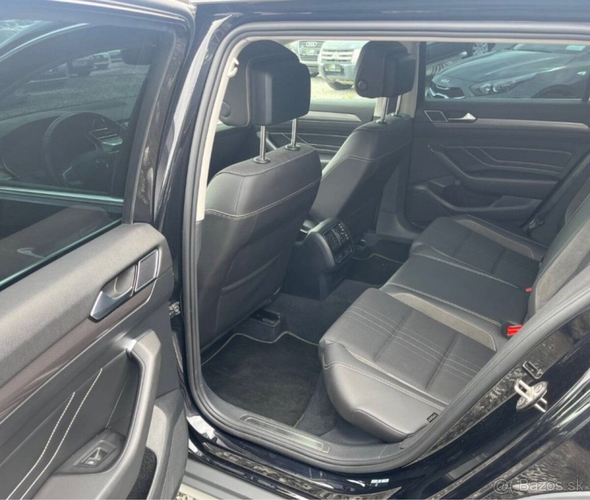 VOLKWAGEN PASSAT ALLTRACK - 10