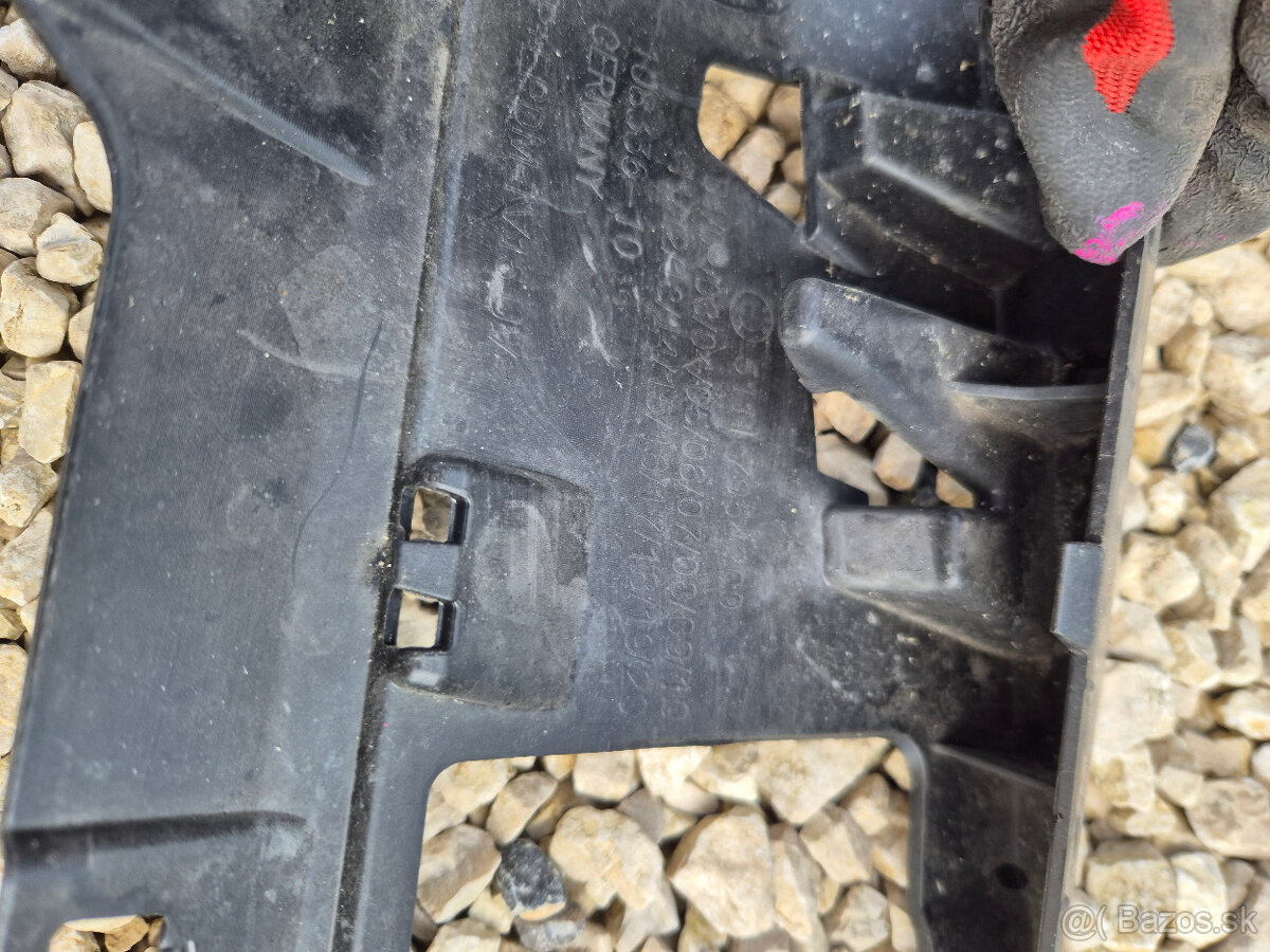 Výstuha, spojler, difuzor, plast nárazníka - 10