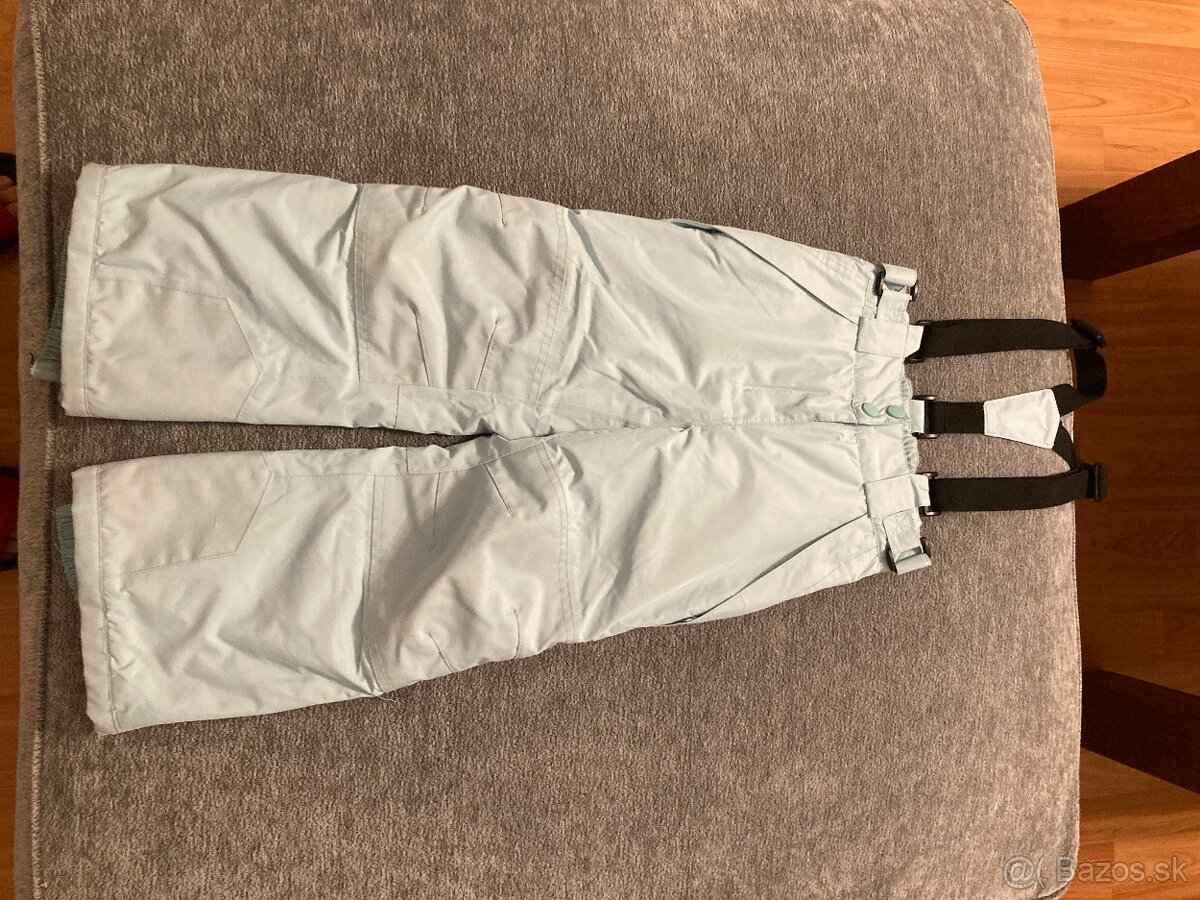 Zimna bunda a otepľováky Mountain Warehouse - 10