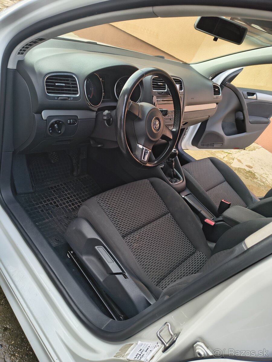 VW Golf - 10
