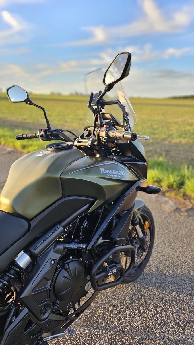 Kawasaki Versys 650 - 10