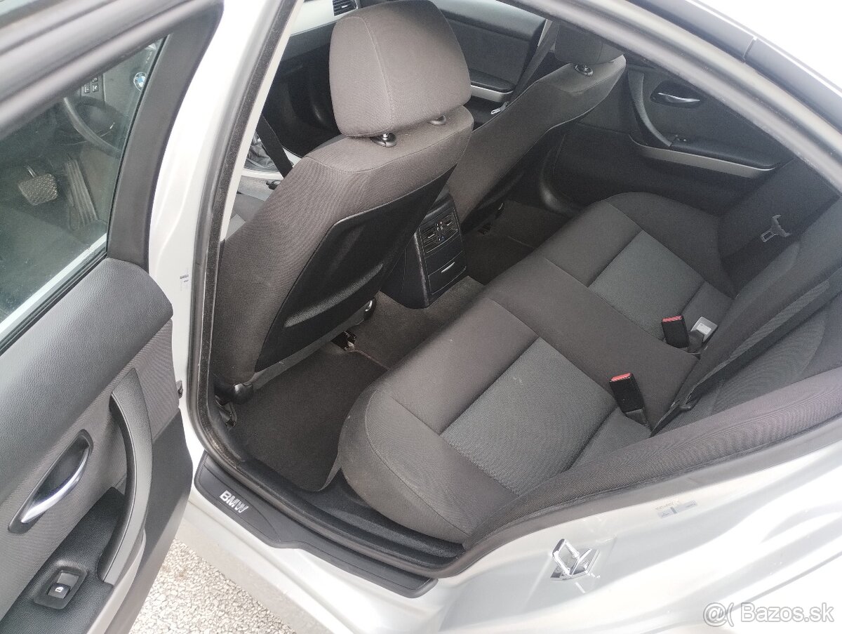 BMW Rad 3 320d A/T - 10