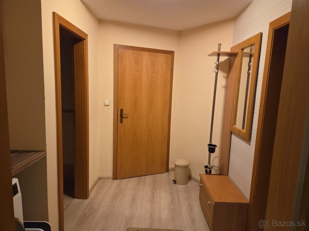 PRENAJMEM APARTMÁN V NÁMESTOVE - 10